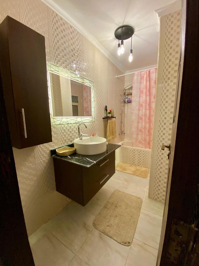 Cozy 2Br Apartment In Maadi Cairo Exterior photo